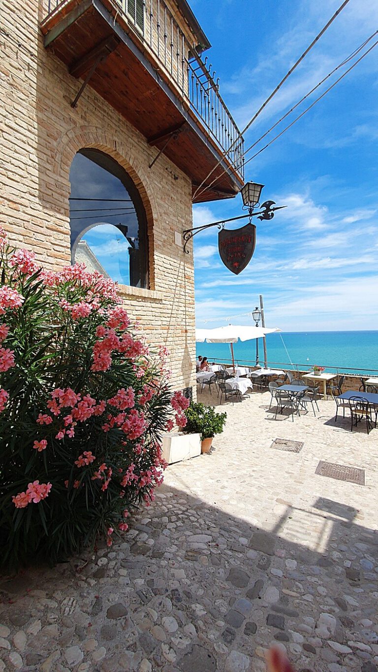 vecchio-incasato-grottammare-2-768x1364
